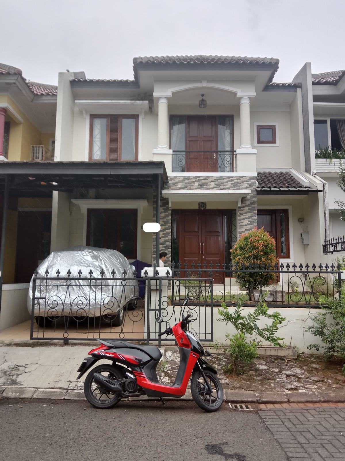 Disewakan rumah full furnish rapih siap huni