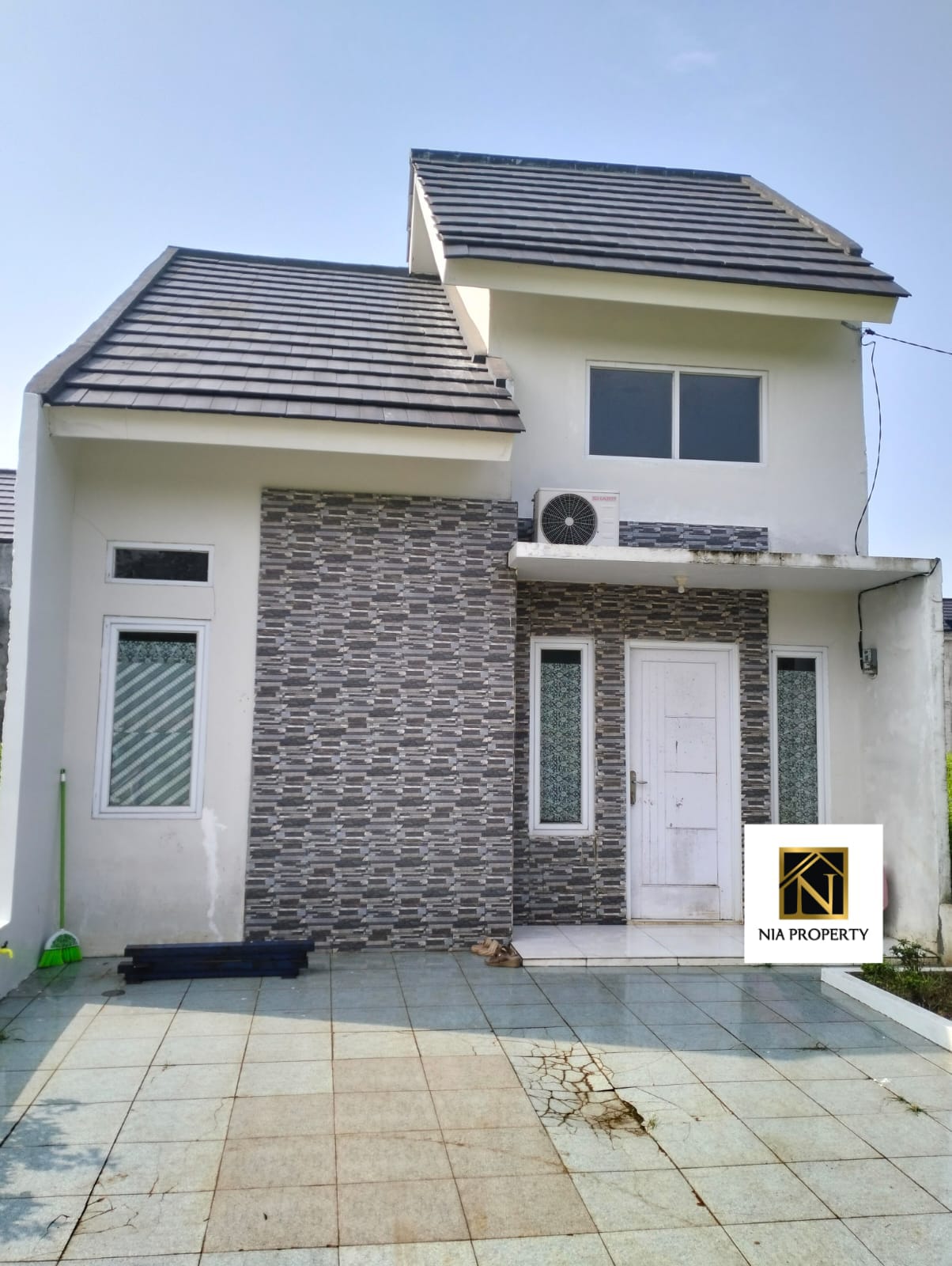 DIJUAL RUMAH MODERN MINIMALIS