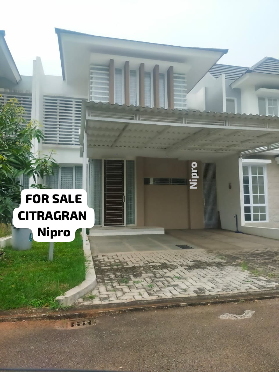 For sale  dan RENT Rumah cantik, siap huni,  MASIH BARU  semi Furnish