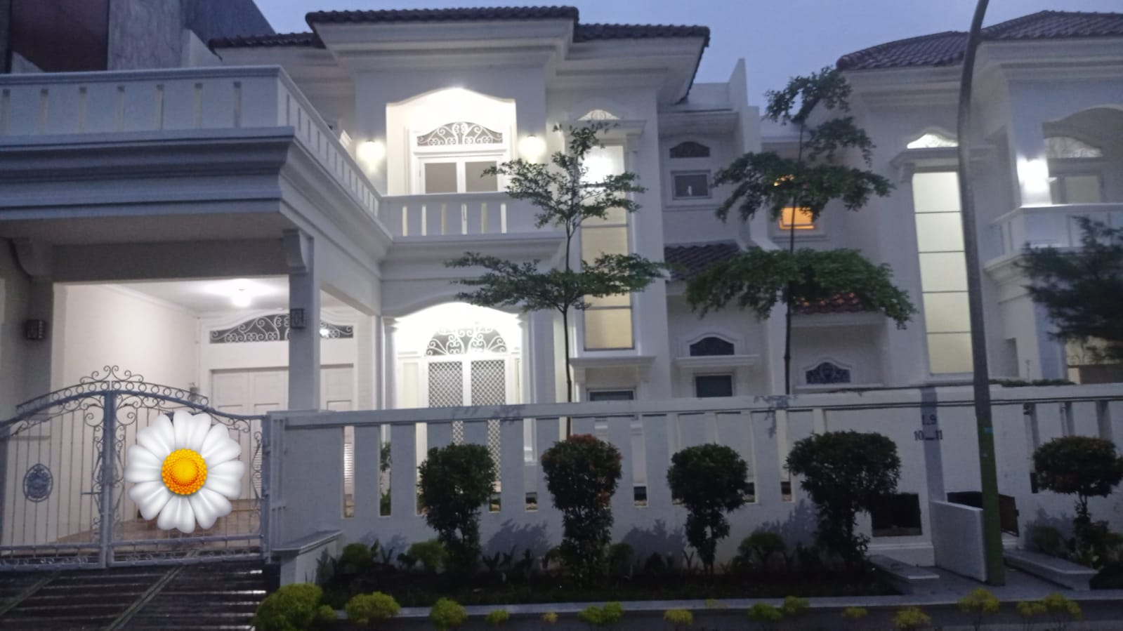 Di jual Rumah Cantik View Taman