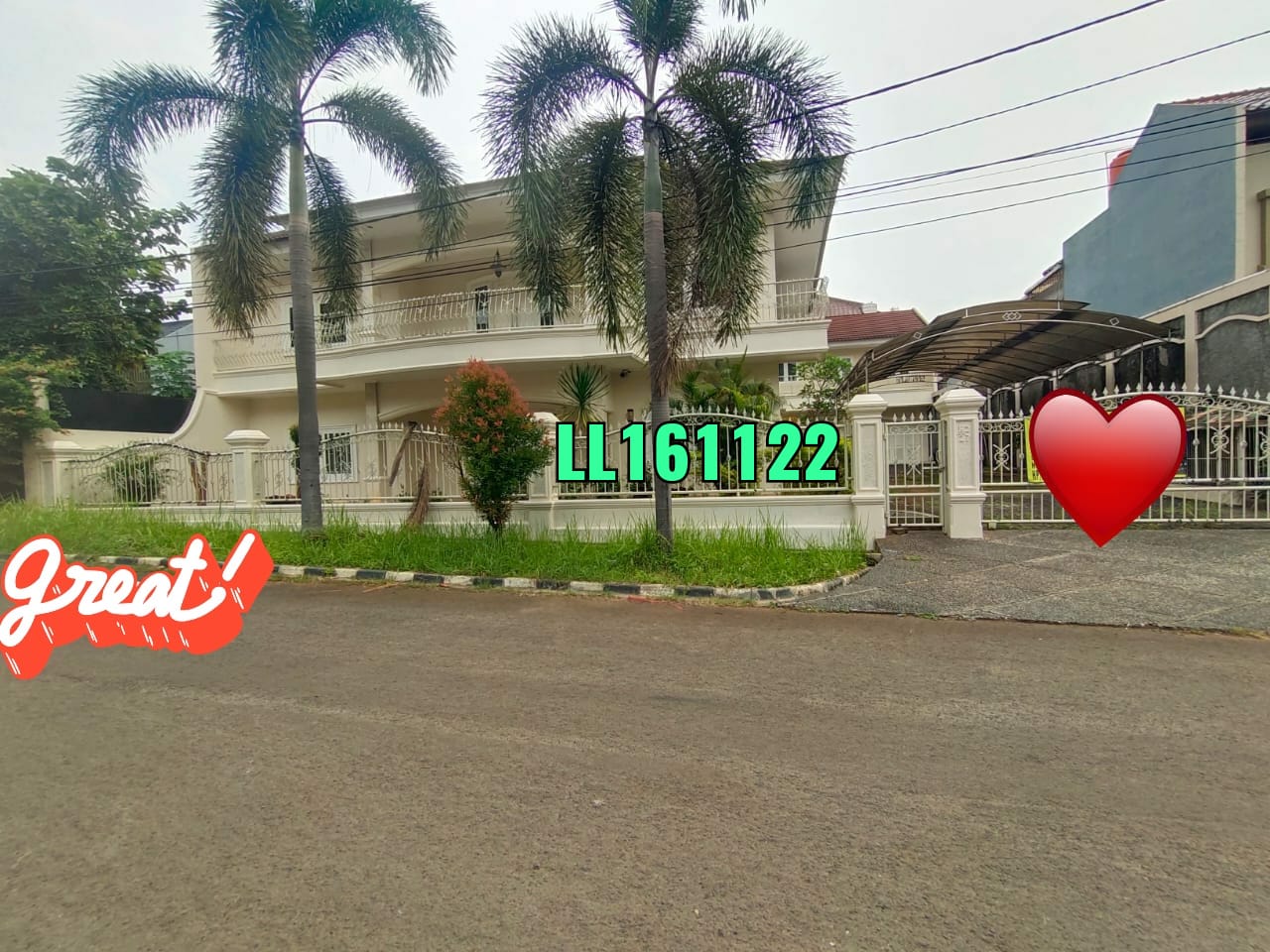 HOT SALE!! Rumah mewah 2 lantai