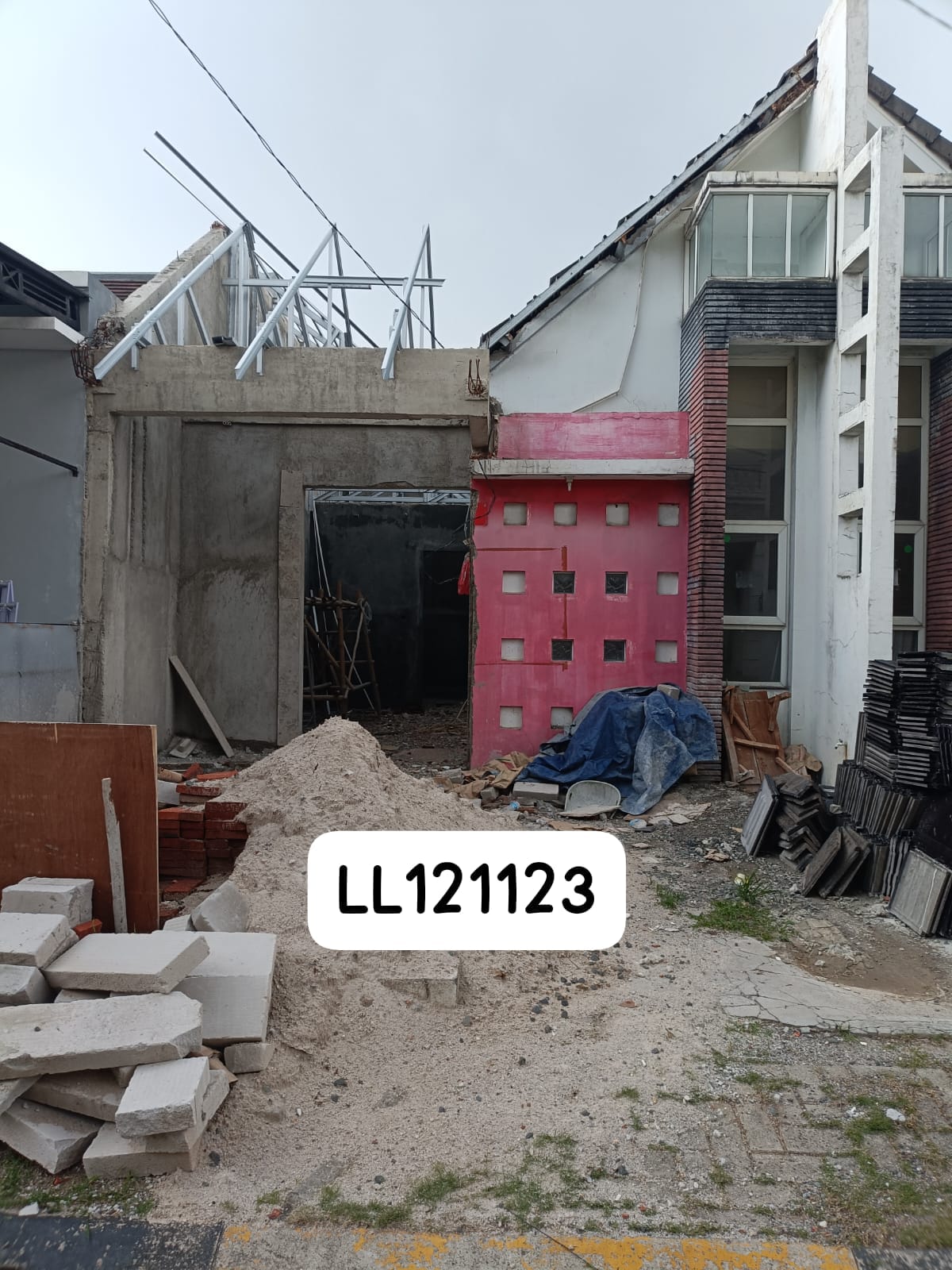 DIJUAL RUMAH UNDER COUNSTRUCTION