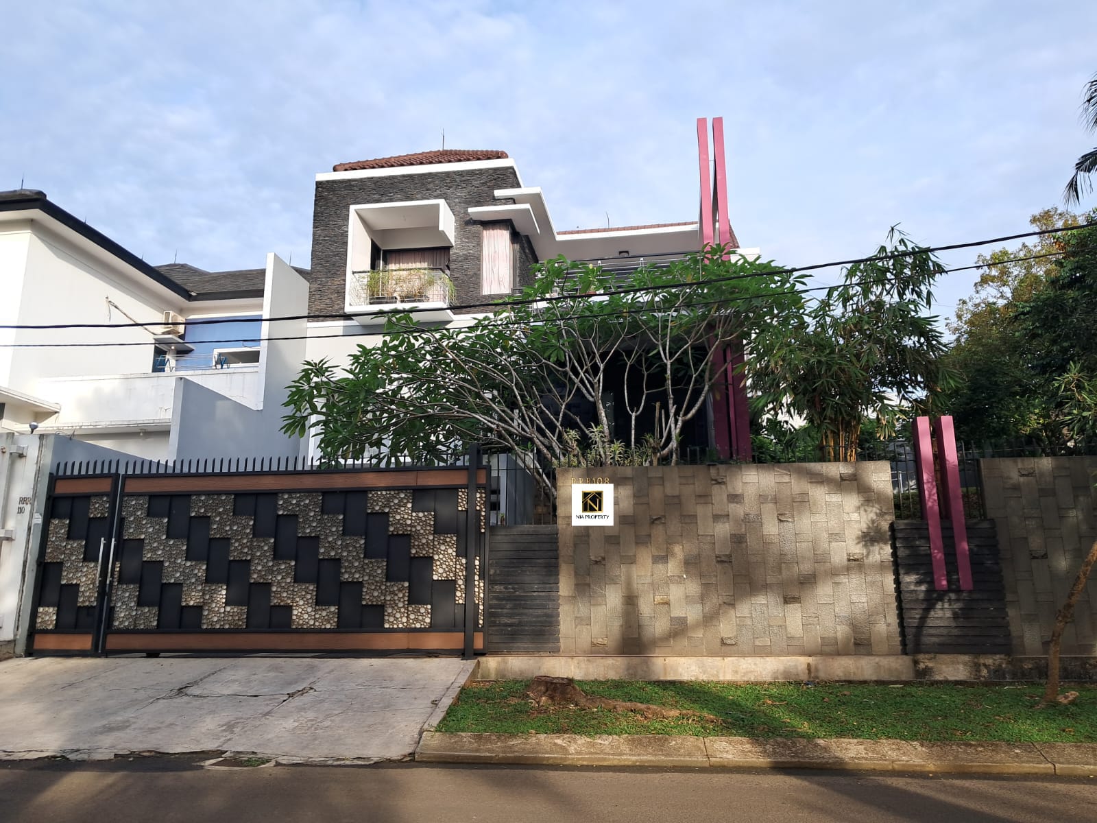 RUMAH DIJUAL