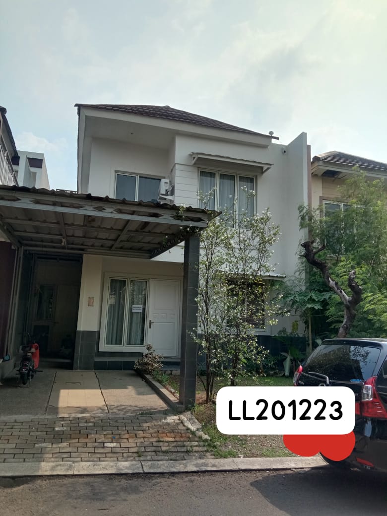 DISEWAKAN RUMAH 2 LANTAI