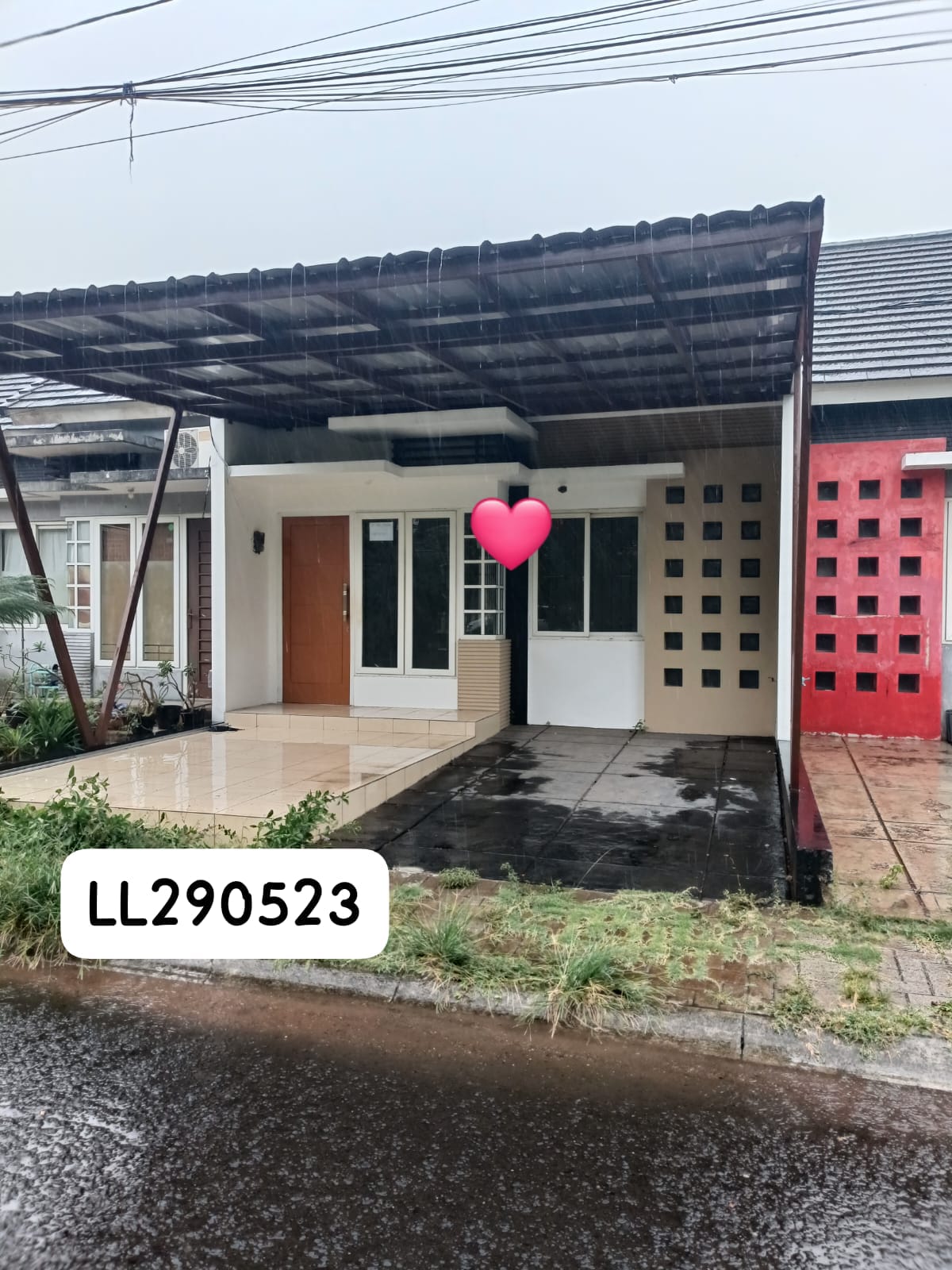 JUAL CEPAT RUMAH BARU RENOVASI