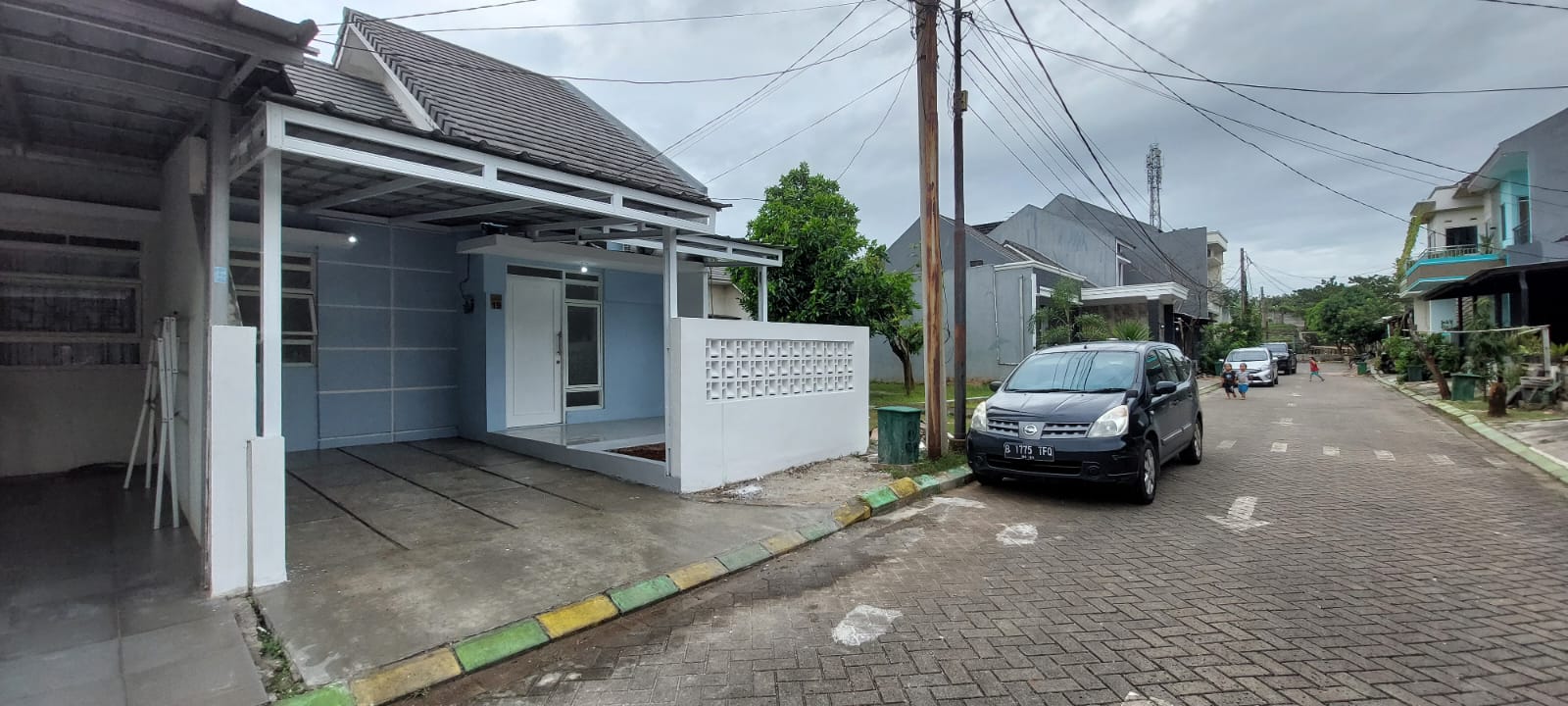 Dijual Rumah Rapih, like new, baru renovasi